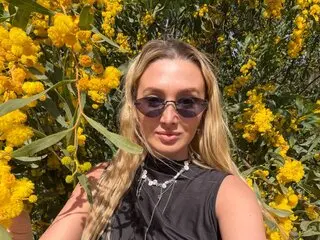 Photos private DelaineClowerd